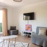 Studio Avec Terrasse Privee Parking Gratuit Tram Direct Centre-Ville Apartman *