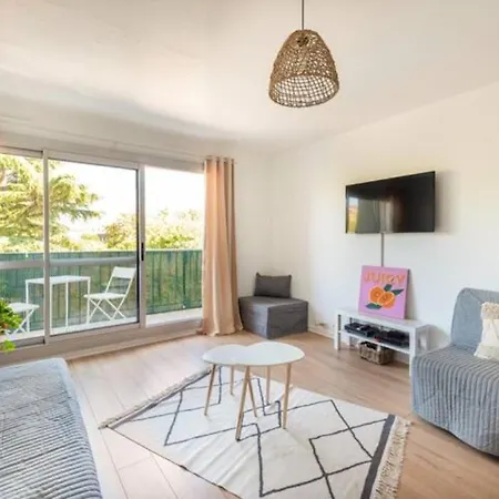 Apartamento Idéal familles ou pros studio 4 pers à Talence, proche tram et Bordeaux centre