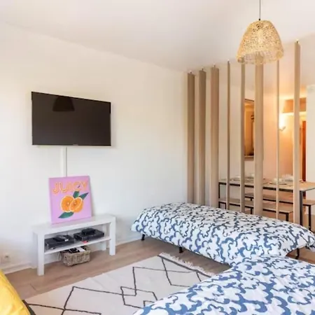 Apartamento Idéal familles ou pros studio 4 pers à Talence, proche tram et Bordeaux centre *