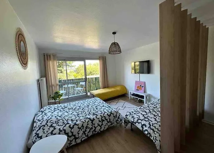 Idéal familles ou pros studio 4 pers à Talence, proche tram et Bordeaux centre Apartamento *